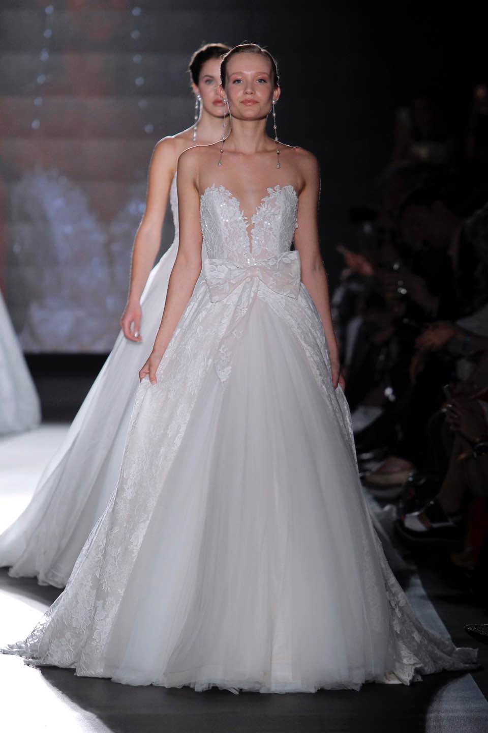 Свадебное платье Rosa Clara 2019