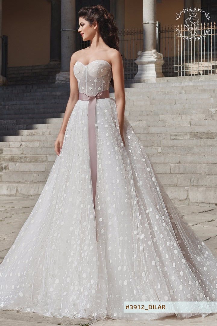 Свадебное платье Strekkoza 2019